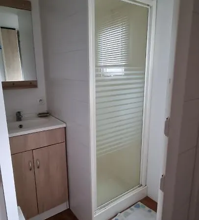 Mobil Home Sur La Cote Landaise Saint-Julien-en-Born Exterior foto
